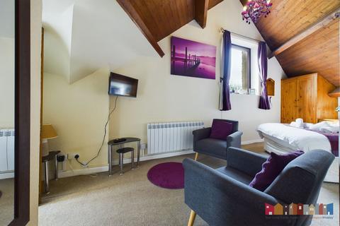 1 bedroom apartment for sale, 5 The Stables, Bank Road, Bowness-on-Windermere