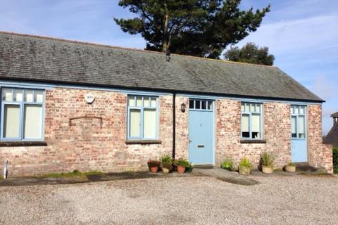2 bedroom barn conversion to rent, North West Barn