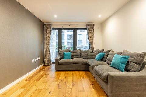 2 bedroom flat to rent, Bramah Road, London SW9