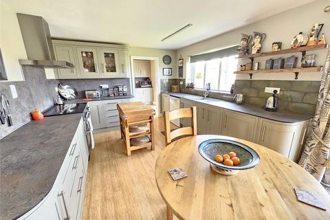 3 bedroom bungalow for sale, Torrington, Devon