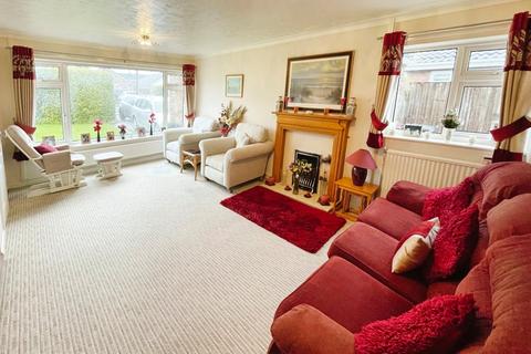 3 bedroom bungalow for sale, Gleneagles Close, Vicars Cross, Chester, Cheshire, CH3