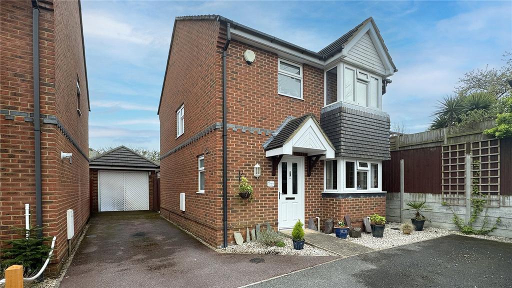 Uppleby Road, Parkstone, Poole... 3 bed detached house for sale £420,000