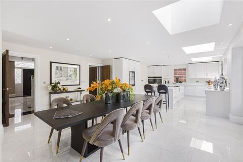5 bedroom detached house for sale, The Ridgeway, Cuffley, Hertfordshire, EN6