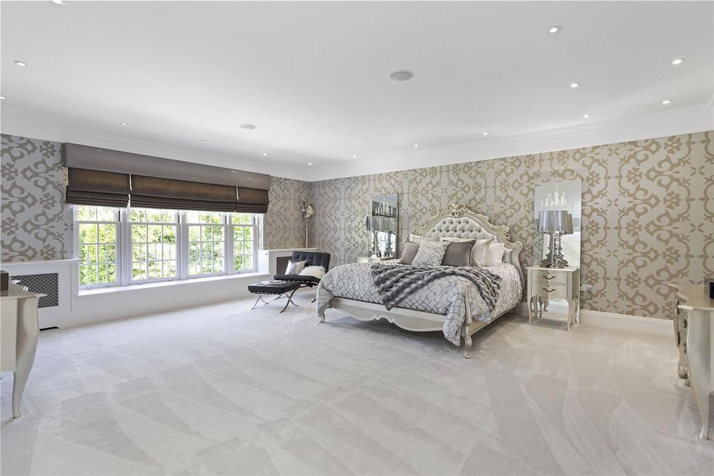 Main Bedroom