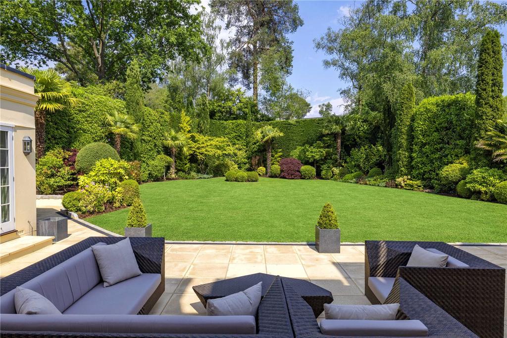 Terrace and Garden