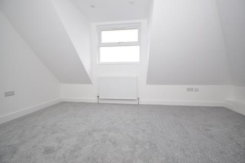 2 bedroom apartment to rent, High Street Ryde PO33