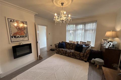 130 Marmadon Road, London, SE18 1EF