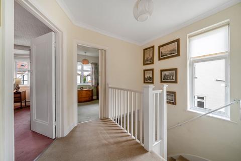 11 Druids Way, Bromley, BR2 0NQ