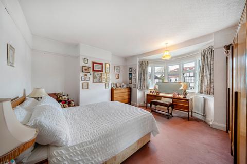 11 Druids Way, Bromley, BR2 0NQ