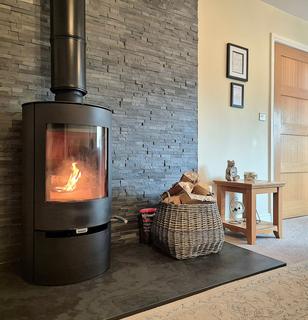 16 Hillcroft, Thurstonfield, Carlisle, CA5 6HW