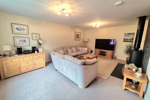 16 Hillcroft, Thurstonfield, Carlisle, CA5 6HW