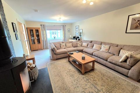16 Hillcroft, Thurstonfield, Carlisle, CA5 6HW