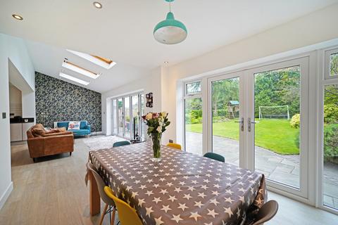 4 bedroom detached house for sale, Broadfern Road, Knowle, B93