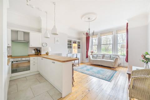 3 bedroom maisonette for sale, The Embankment, Bedford, Bedfordshire, MK40