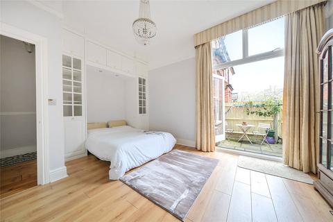 3 bedroom maisonette for sale, The Embankment, Bedford, Bedfordshire, MK40