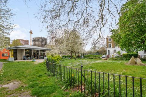 38 Addington Square, London, SE5 7LB