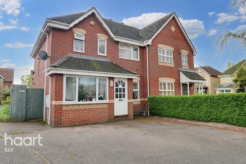 3 bedroom semi-detached house for sale, Longfields, Ely