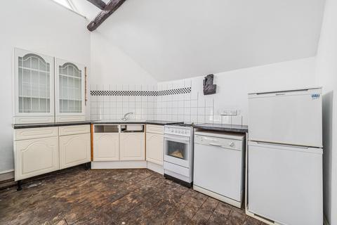 4, The Wells Lower Street, Haslemere, GU27 2PA