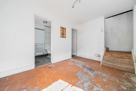 4, The Wells Lower Street, Haslemere, GU27 2PA
