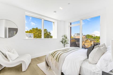 2 bedroom apartment for sale, Chiswick Green, Chiswick High Road, W4