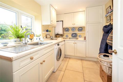 Summerhouse Cottage The Street, Motcombe, Shaftesbury, SP7 9PE