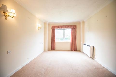 2 bedroom flat for sale, West End, Swanland, North Ferriby, East Riding of Yorkshire, HU14 3PQ