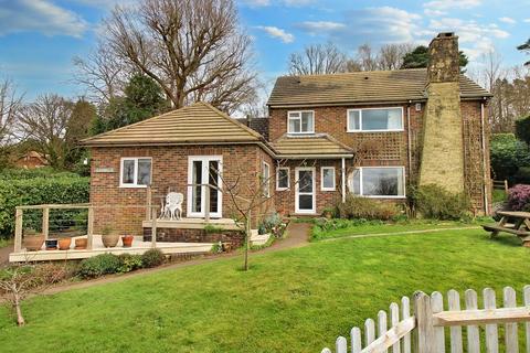 4 bedroom detached house for sale, Rannoch Road, East Sussex TN6