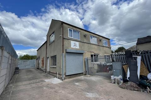 Industrial unit to rent, Unit 2, Whieldon Industrial Estate, Stoke-on-Trent, ST4 4JP