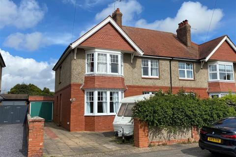4 bedroom semi-detached house for sale, Charmandean Road, Worthing BN14
