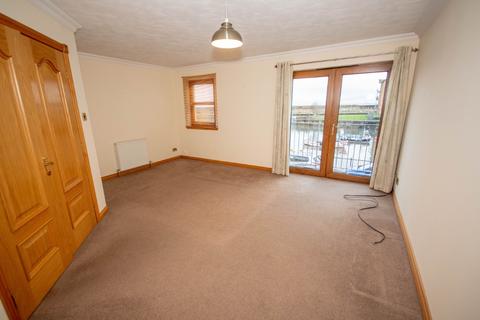 2 bedroom flat to rent, Lord Gambier Wharf, Kirkcaldy, KY1