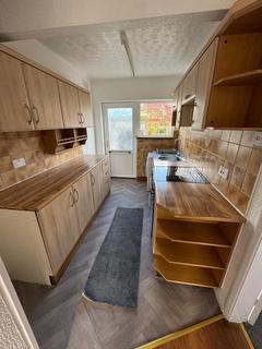 3 bedroom semi-detached house to rent, Eve Lane, Dudley, West Midlands, DY1 3TZ