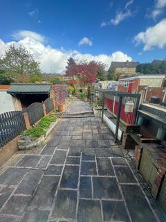 3 bedroom semi-detached house to rent, Eve Lane, Dudley, West Midlands, DY1 3TZ