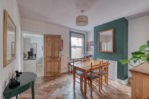 13 Shrubbery Road, Worcester, WR1 1QR