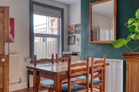 13 Shrubbery Road, Worcester, WR1 1QR