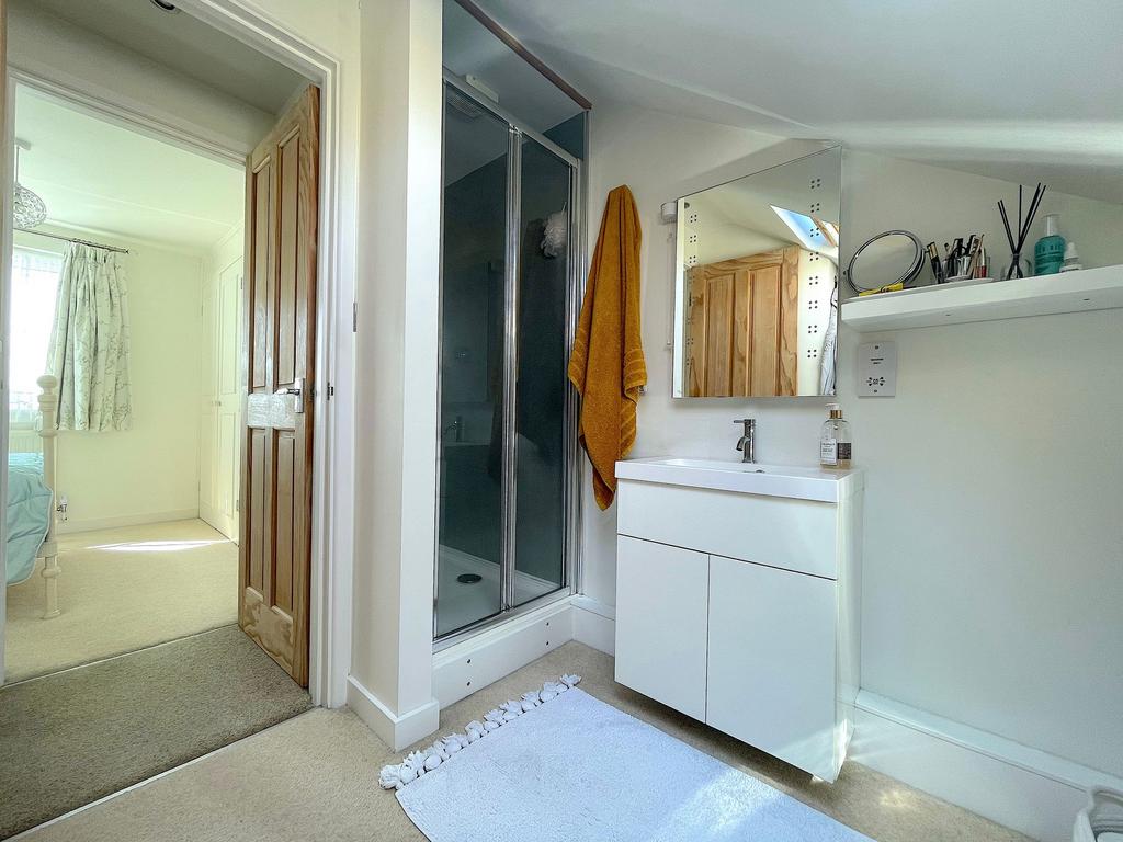 En-Suite (1)