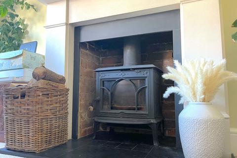104 Athelstan Road, Faversham, ME13 8QW