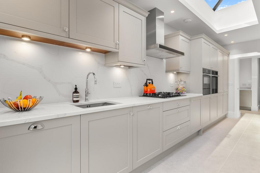 Second Kitchen