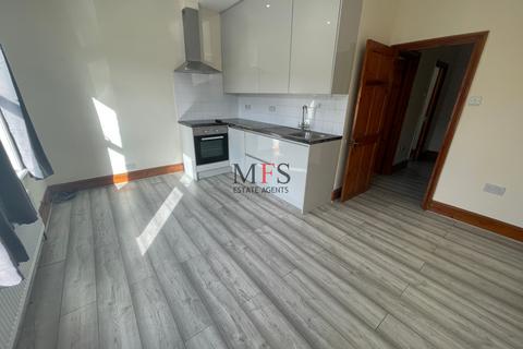 Inverness Road, Southall, UB2