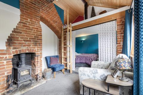 1 bedroom cottage for sale, Southwold Road, Beccles NR34
