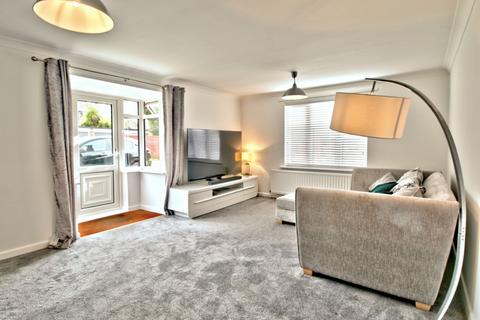 2 bedroom ground floor flat for sale, Scotts Court, Fordingbridge SP6