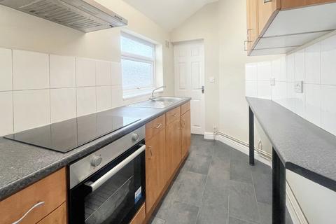 2 bedroom terraced house for sale, Moorland Road, Burslem, Stoke-on-Trent