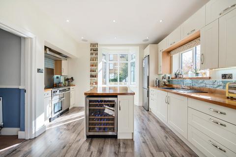 31 Beeches Avenue, Carshalton, SM5 3LJ
