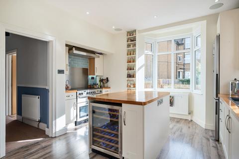 31 Beeches Avenue, Carshalton, SM5 3LJ