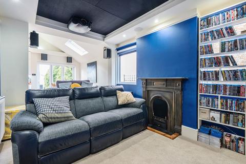 31 Beeches Avenue, Carshalton, SM5 3LJ