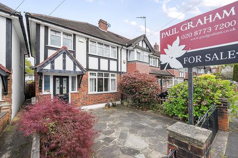 3 bedroom end of terrace house for sale, The Causeway, Carshalton
