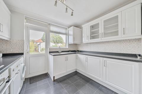 16 The Causeway, Carshalton, SM5 2NF