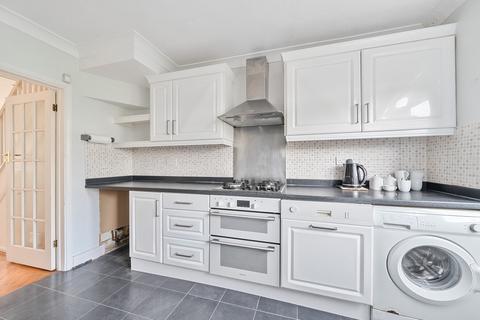 16 The Causeway, Carshalton, SM5 2NF