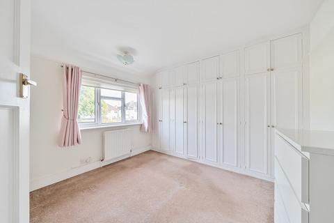 16 The Causeway, Carshalton, SM5 2NF