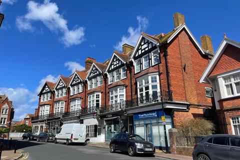 2 bedroom apartment to rent, Meads Street, Eastbourne BN20