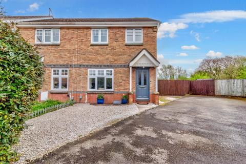3 bedroom end of terrace house for sale, Lodwick Rise, St. Mellons, Cardiff. CF3